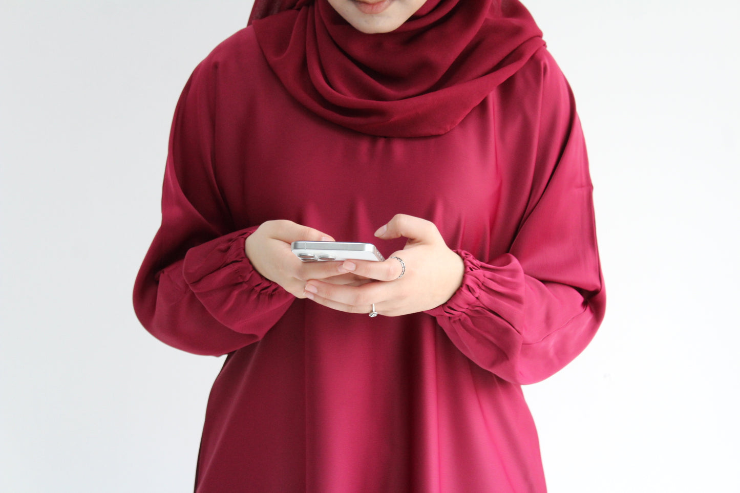 Maroon Cuffed Abaya